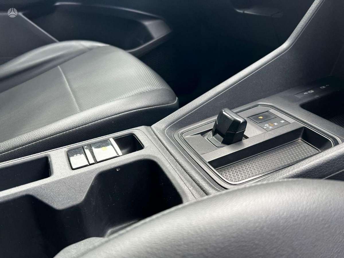 Volkswagen Caddy Maxi - 9