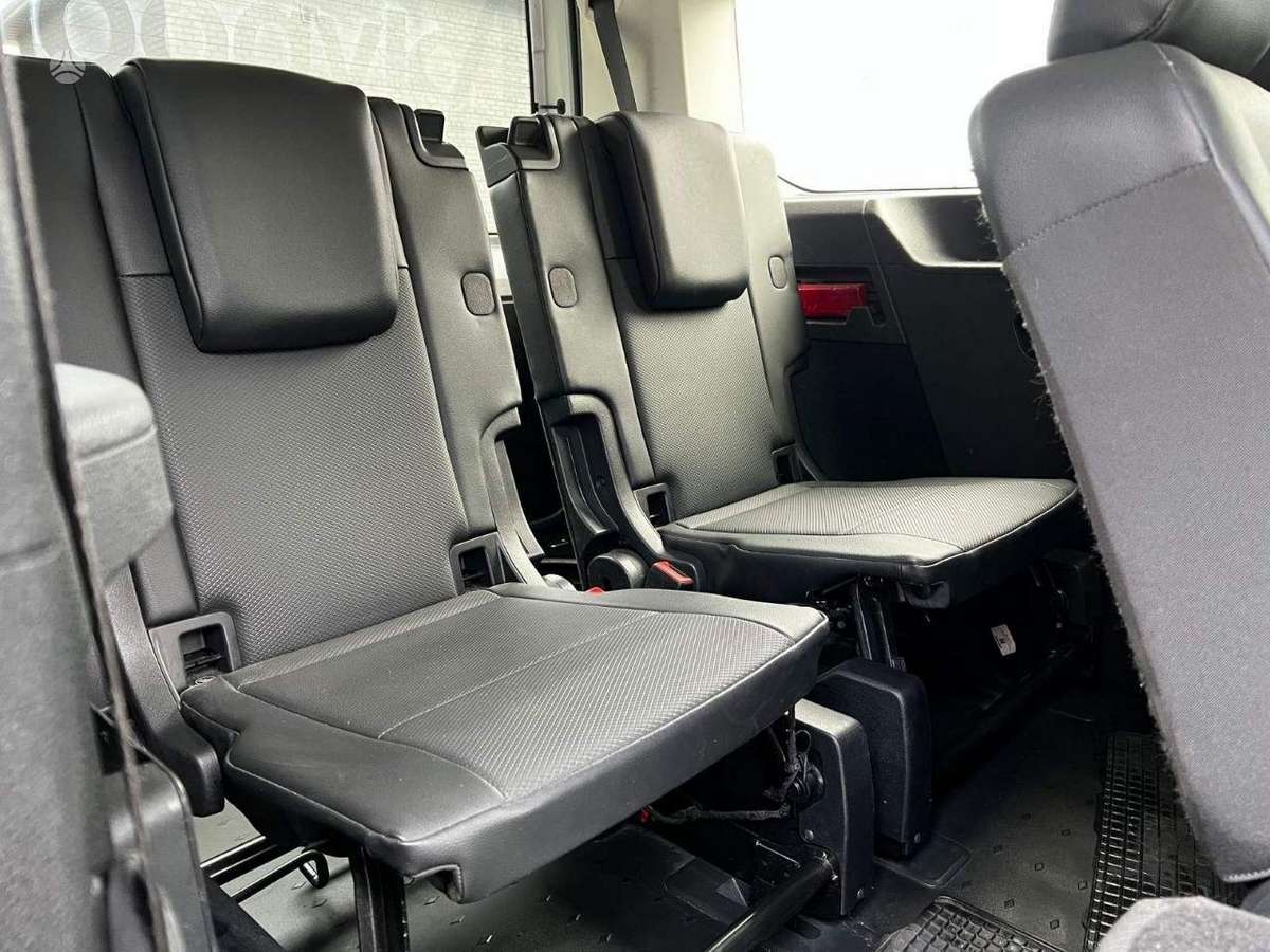 Volkswagen Caddy Maxi - 10