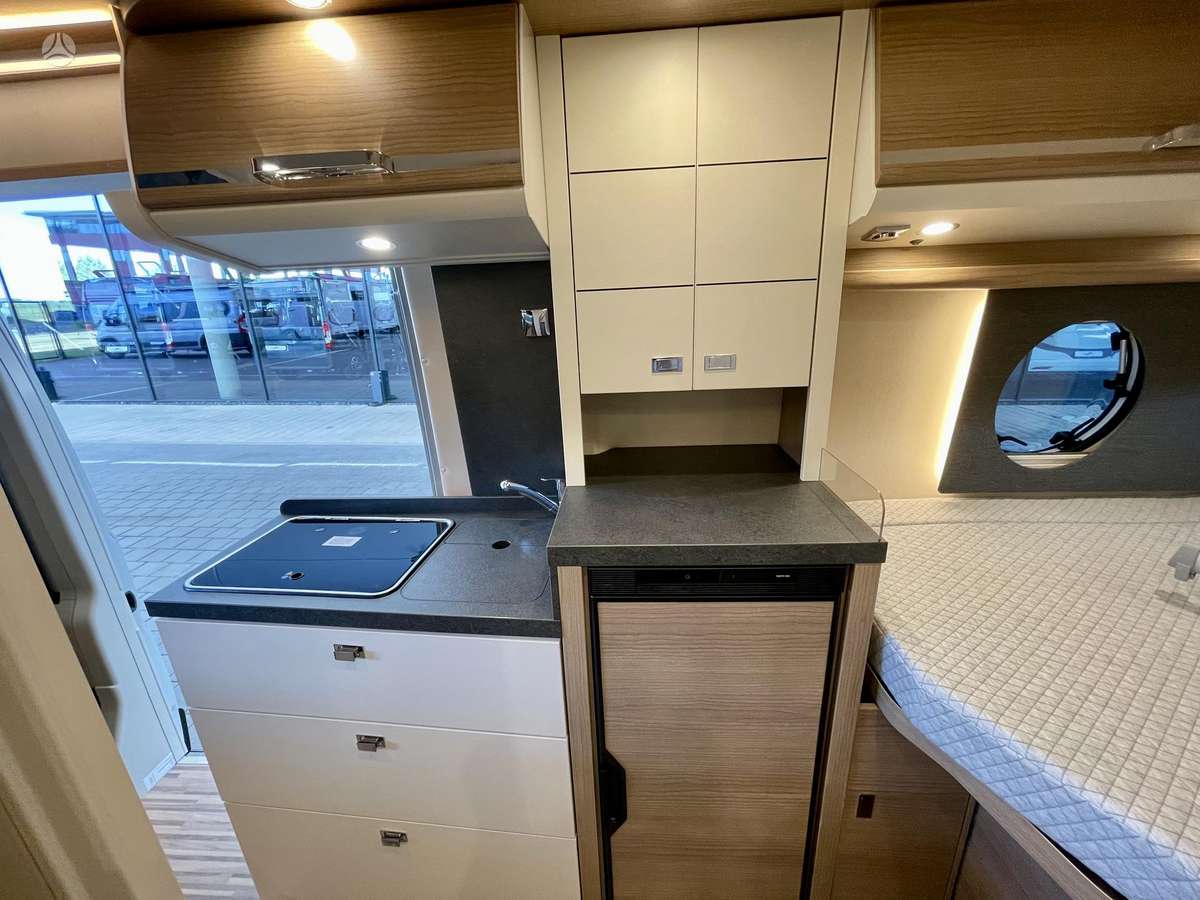 Carthago Malibu Van 600 DB K, campers