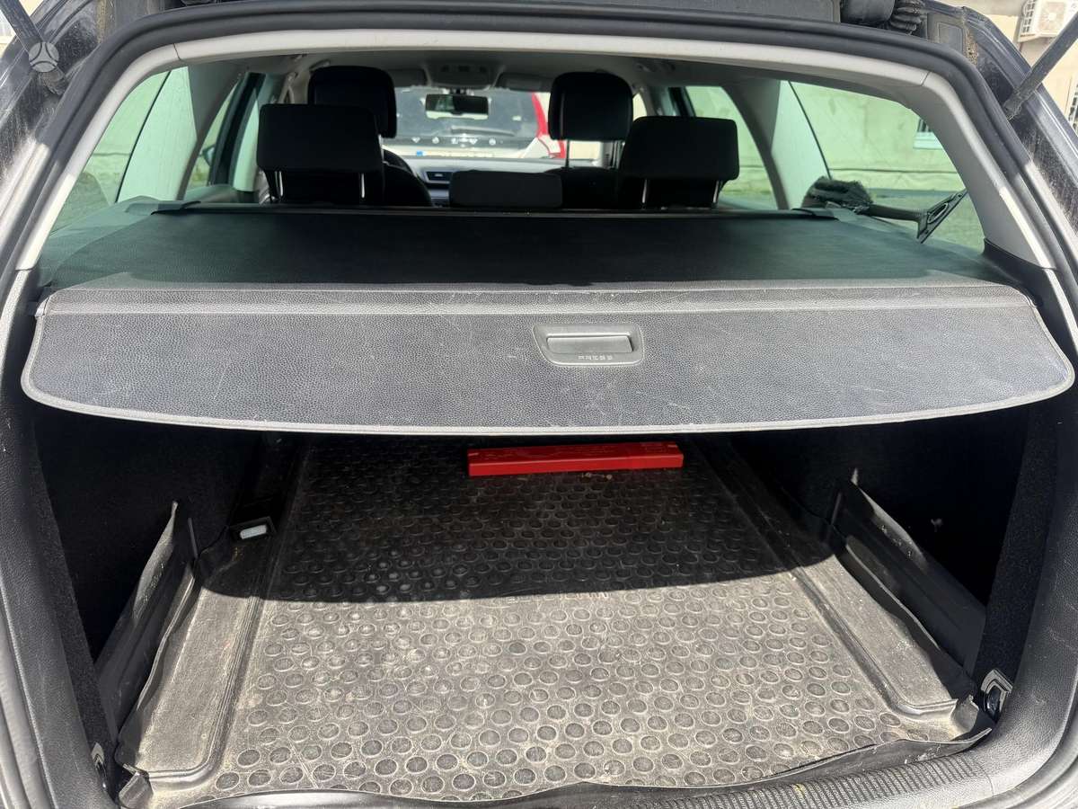 Volkswagen Passat, 2.0 l., Универсал