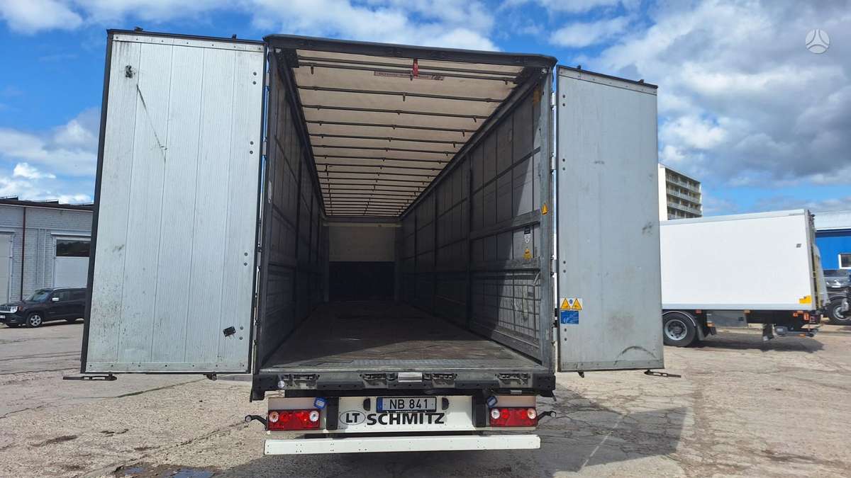 Schmitz SCB*S3B, užuolaidinės / tentinės