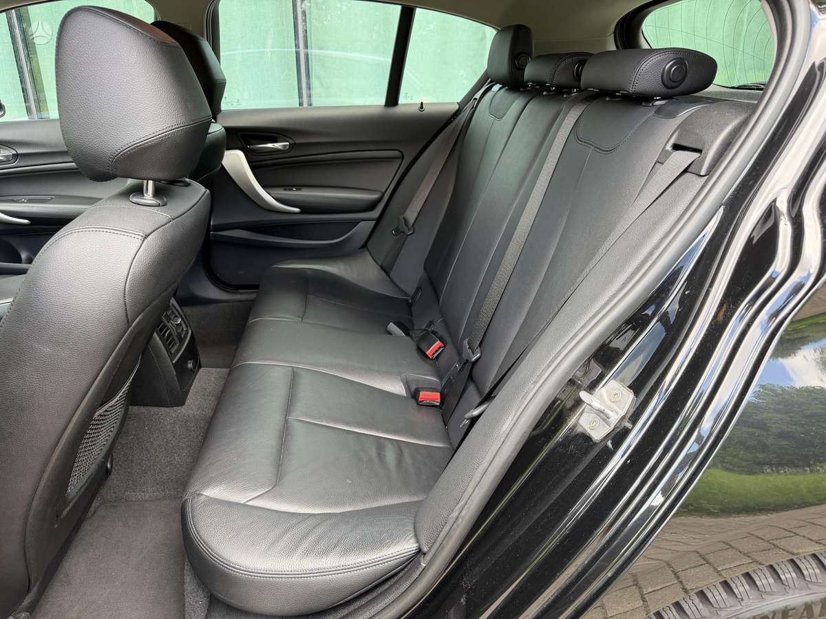BMW 118, 1.5 l., Хэтчбек