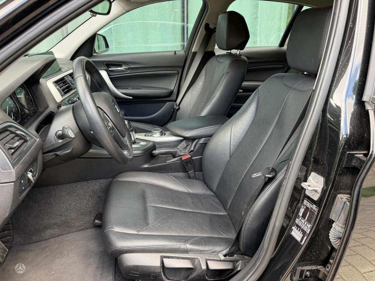 BMW 118, 1.5 l., Хэтчбек