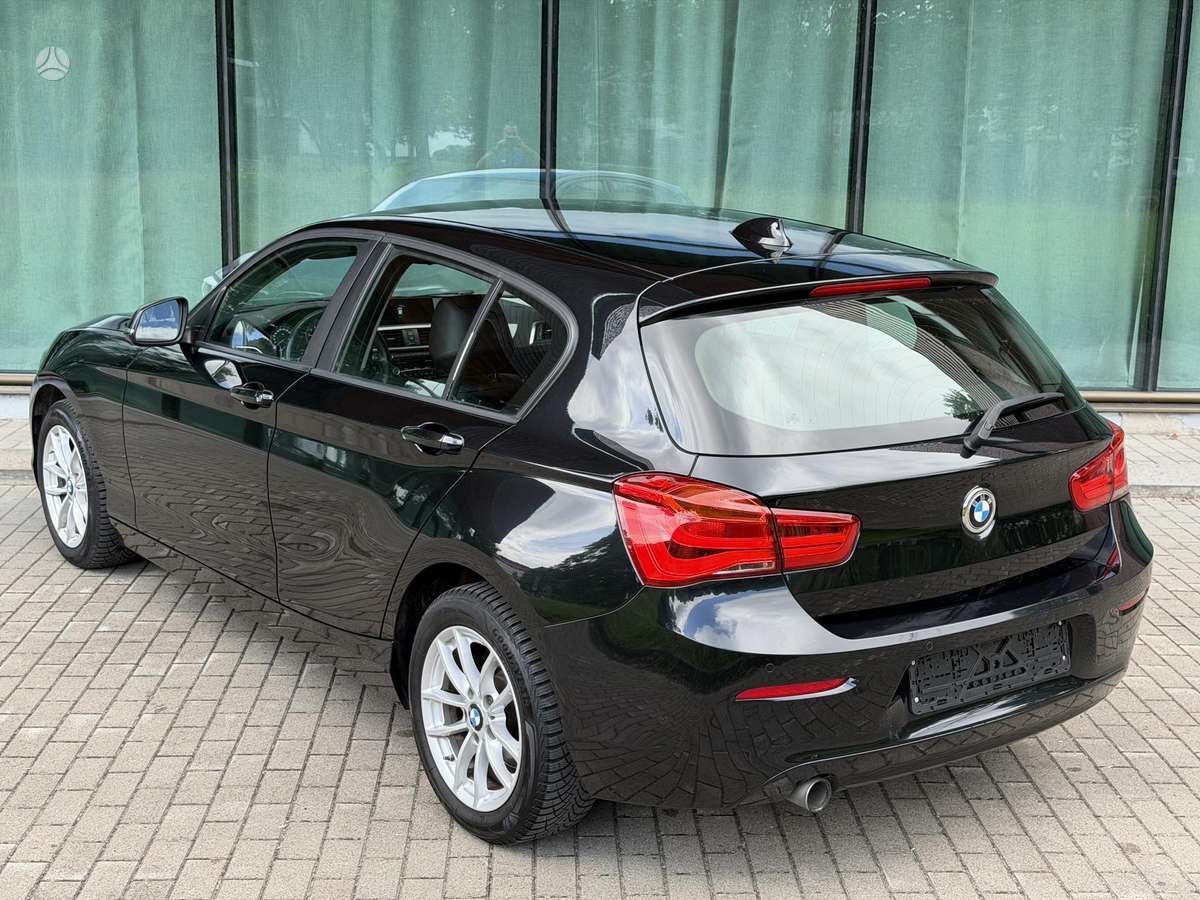 BMW 118, 1.5 l., Хэтчбек