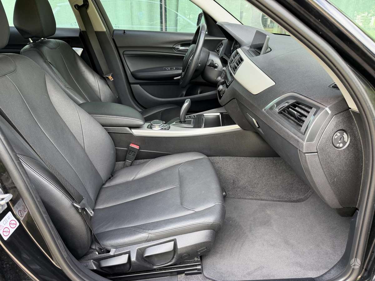 BMW 118, 1.5 l., hatchback