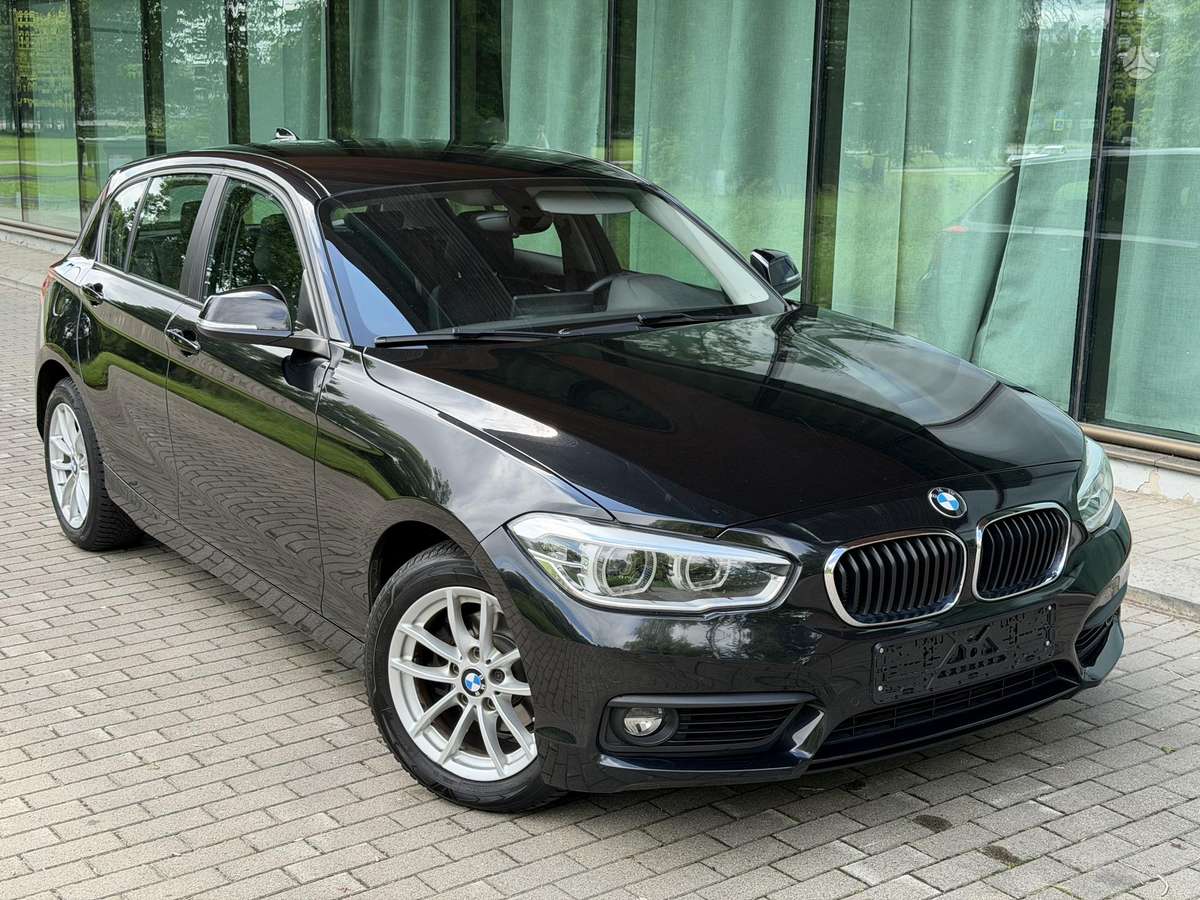 BMW 118, 1.5 l., Хэтчбек