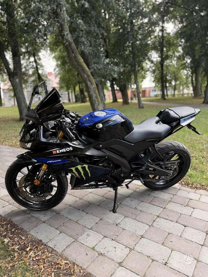 Yamaha YZF 125cc, superbikes