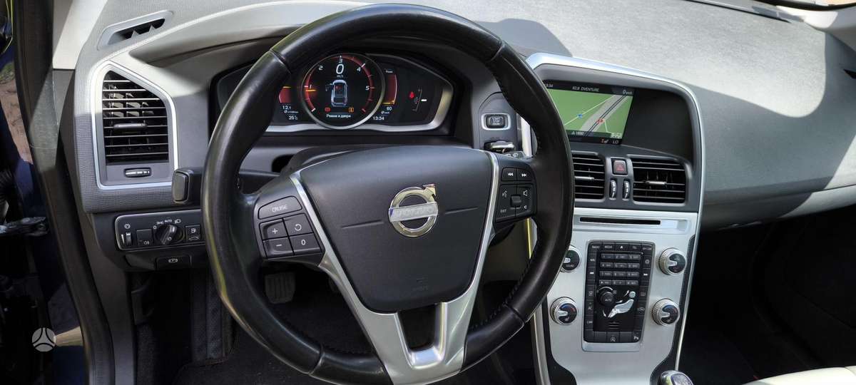Volvo XC60 - 4