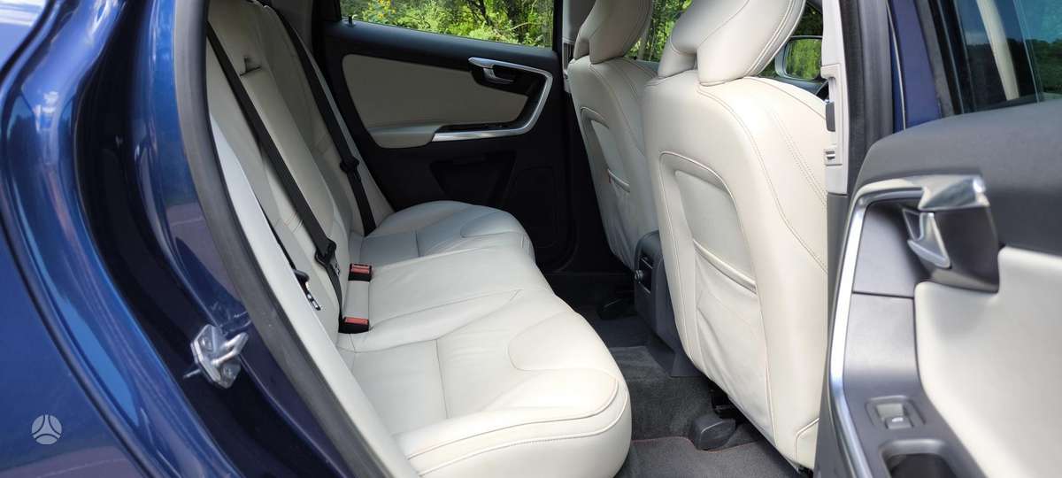 Volvo XC60 - 12