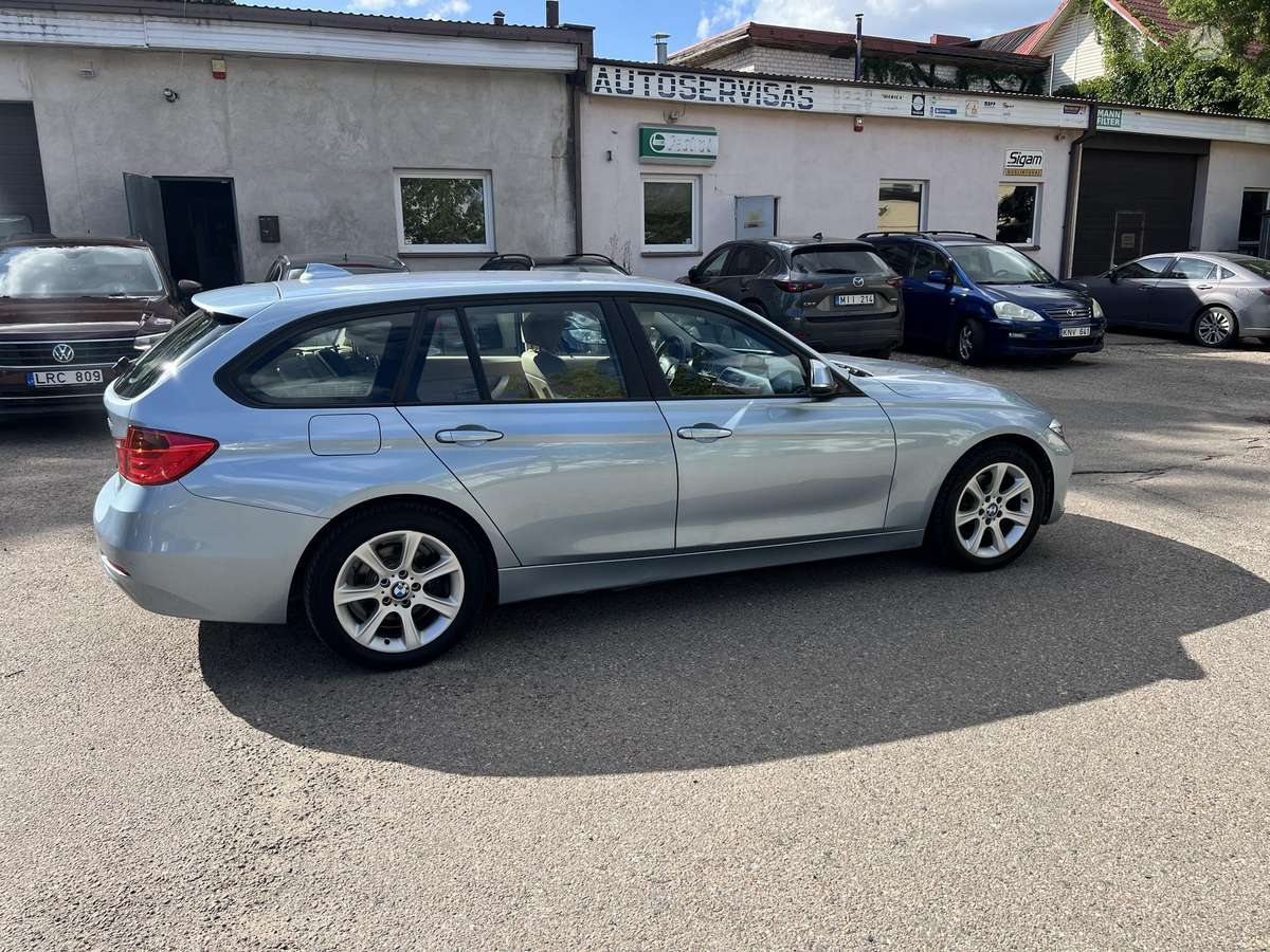 BMW 320, 2.0 l., wagon
