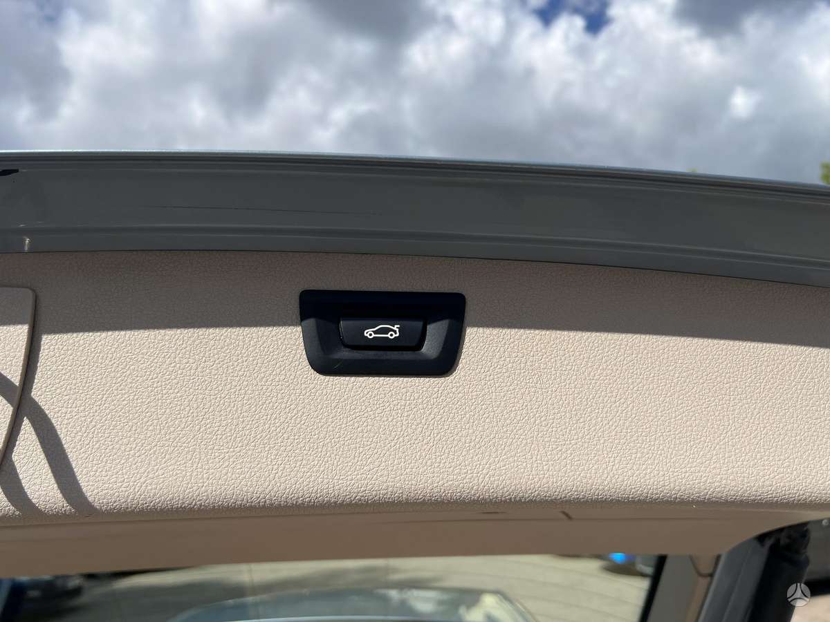 BMW 320, 2.0 l., wagon