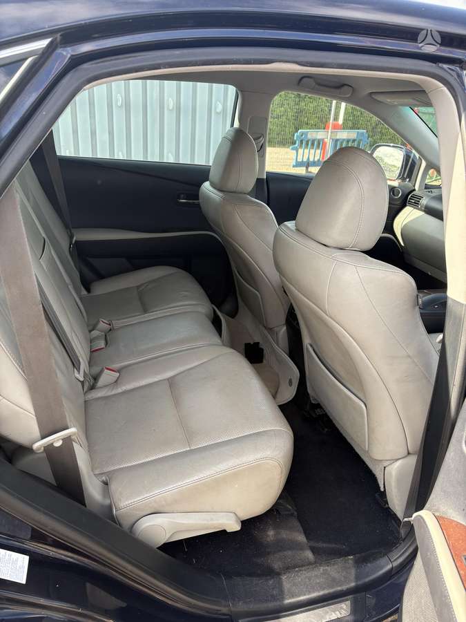 Lexus RX 450h Spalva 8uo