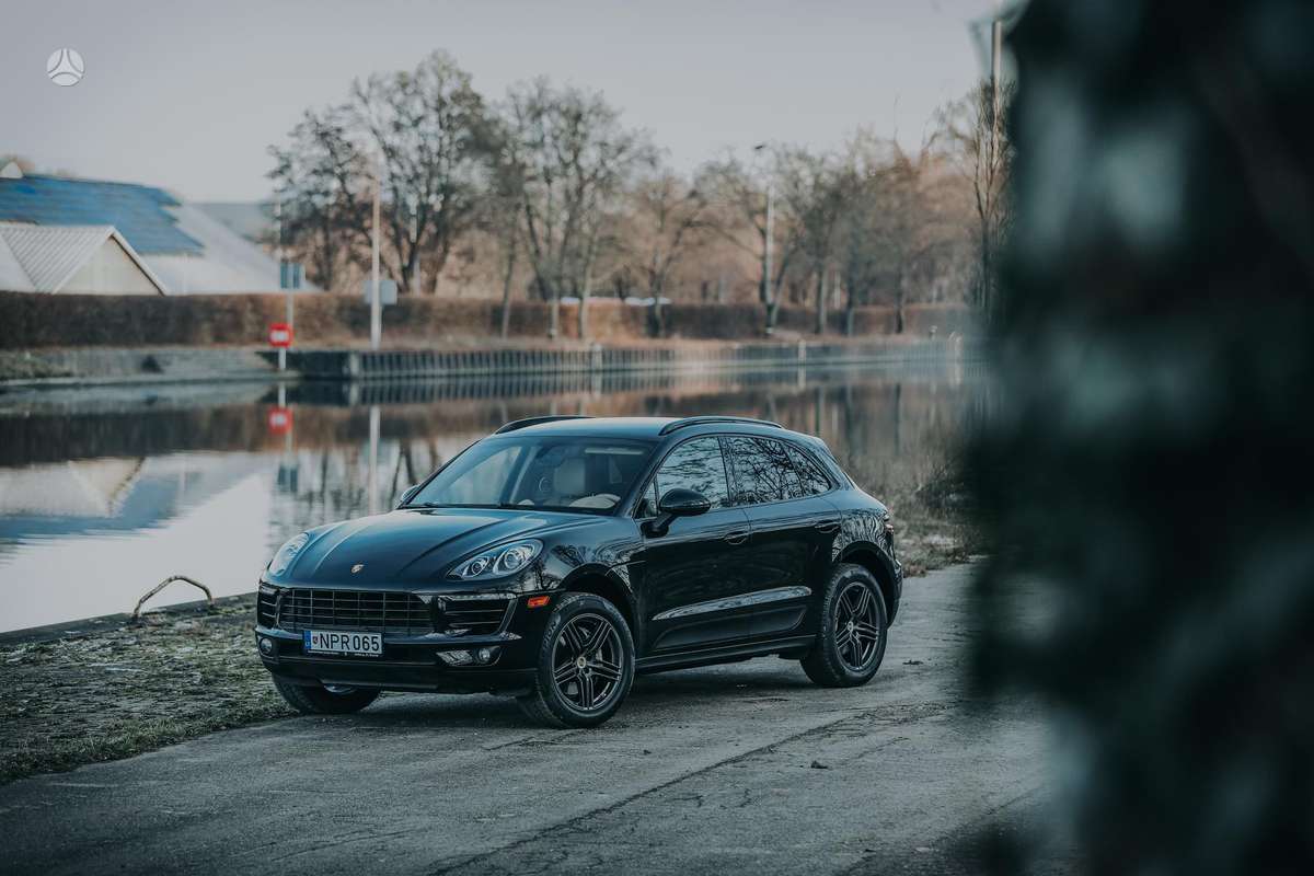 Porsche Macan - 3