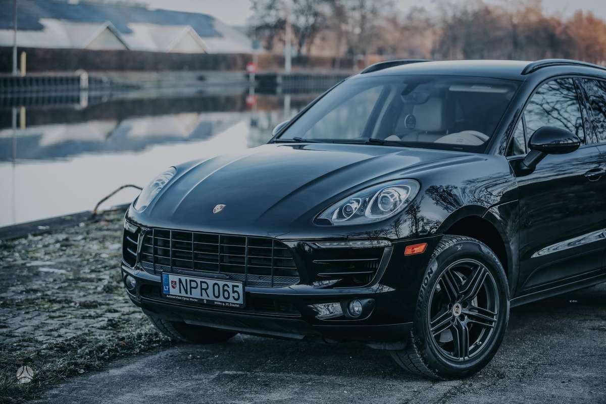 Porsche Macan - 4