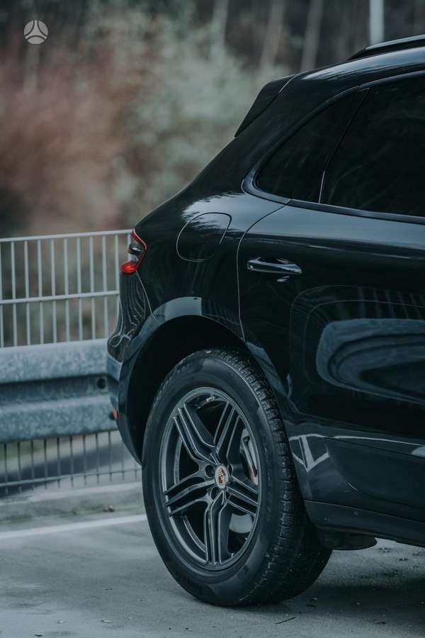 Porsche Macan - 6