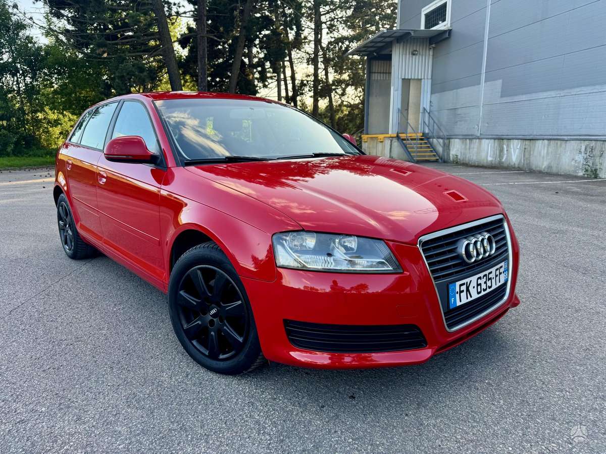 Audi A3, 1.6 l., hatchback