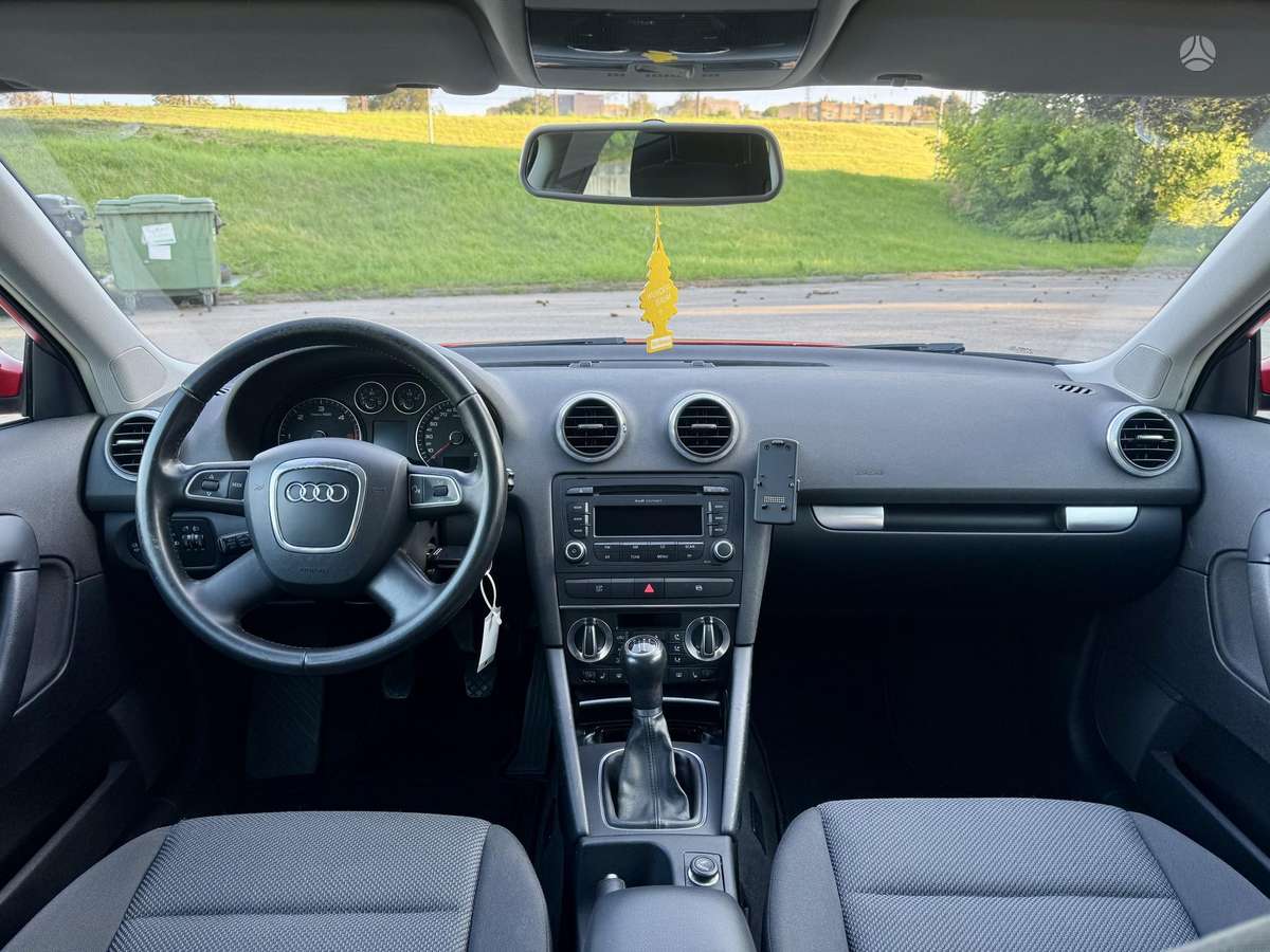 Audi A3, 1.6 l., Хэтчбек