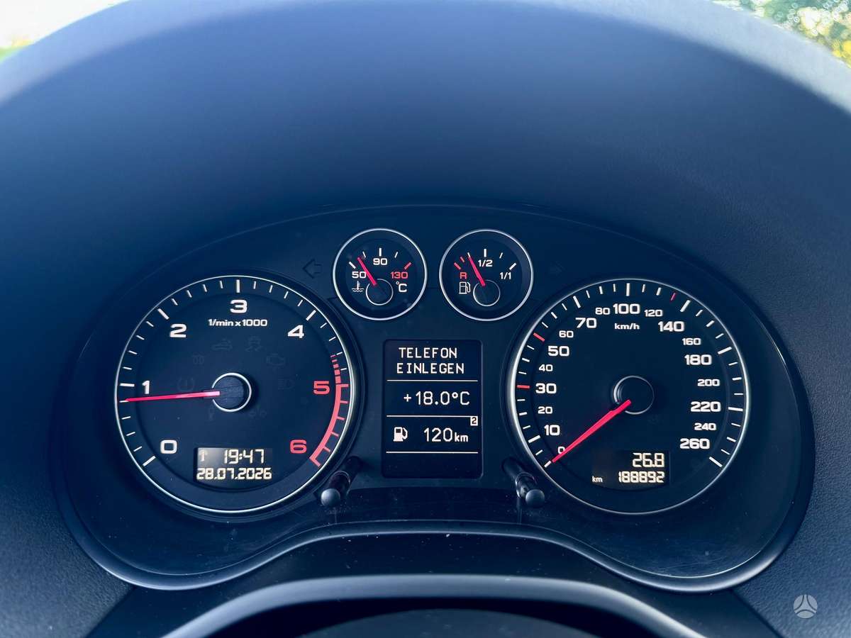 Audi A3, 1.6 l., hatchback