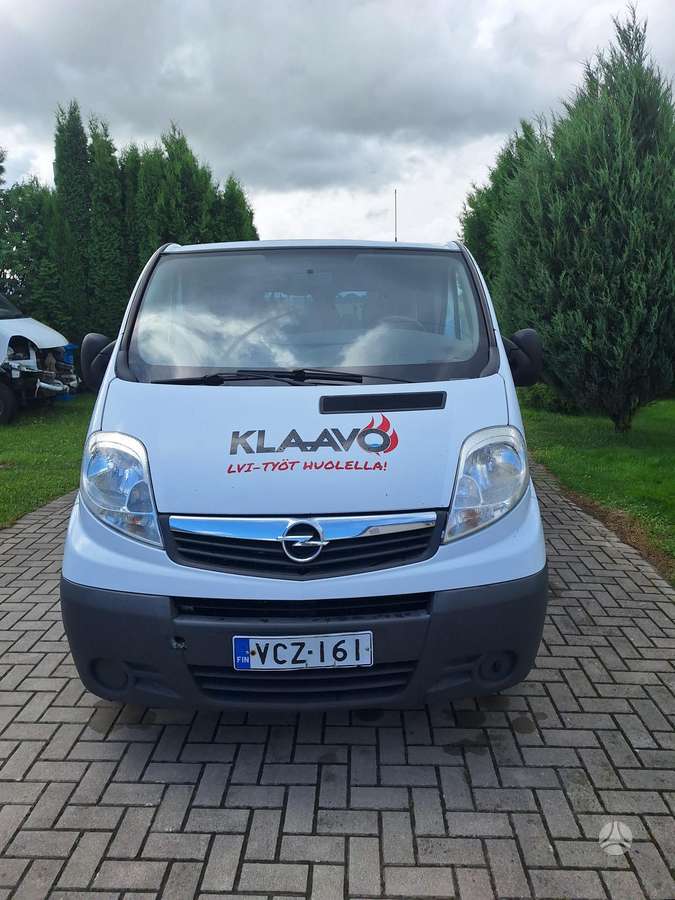 Opel Vivaro, 2.0 l., Минивэн