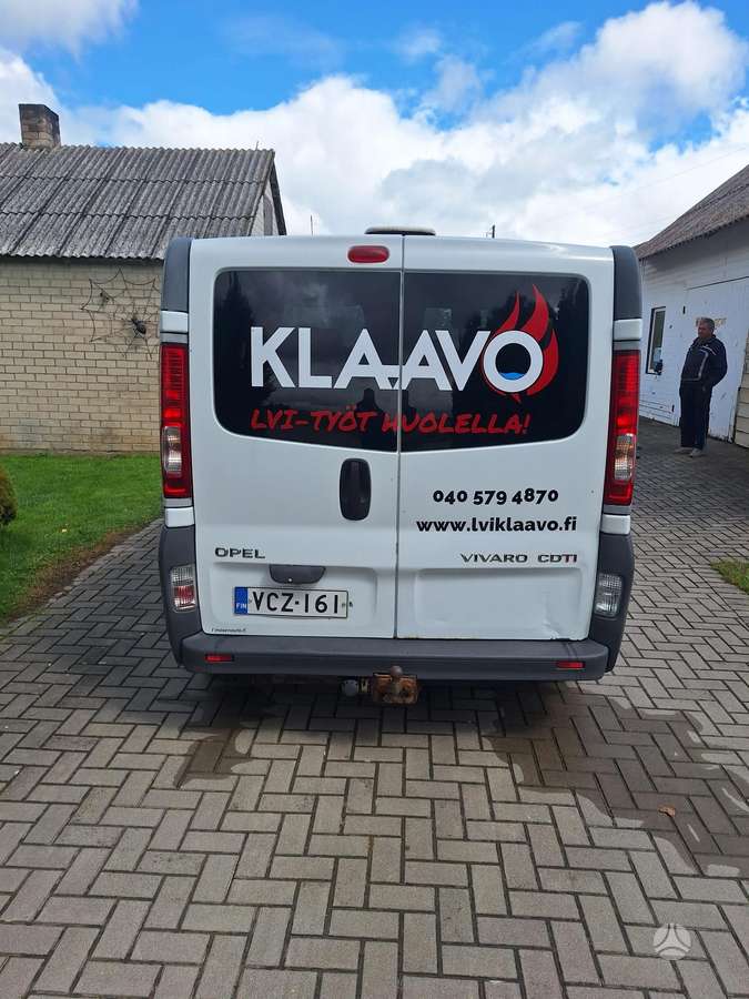 Opel Vivaro, 2.0 l., Минивэн