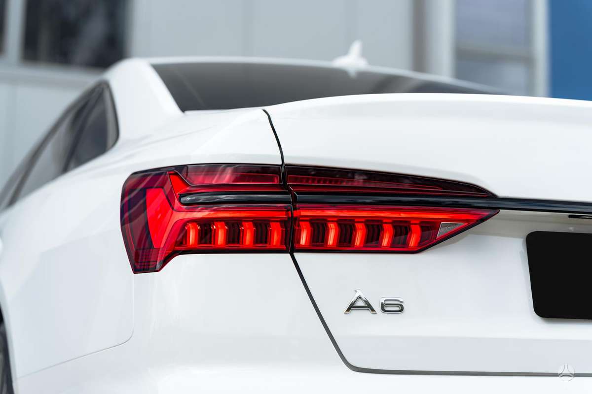 Audi A6, 3.0 l., Седан