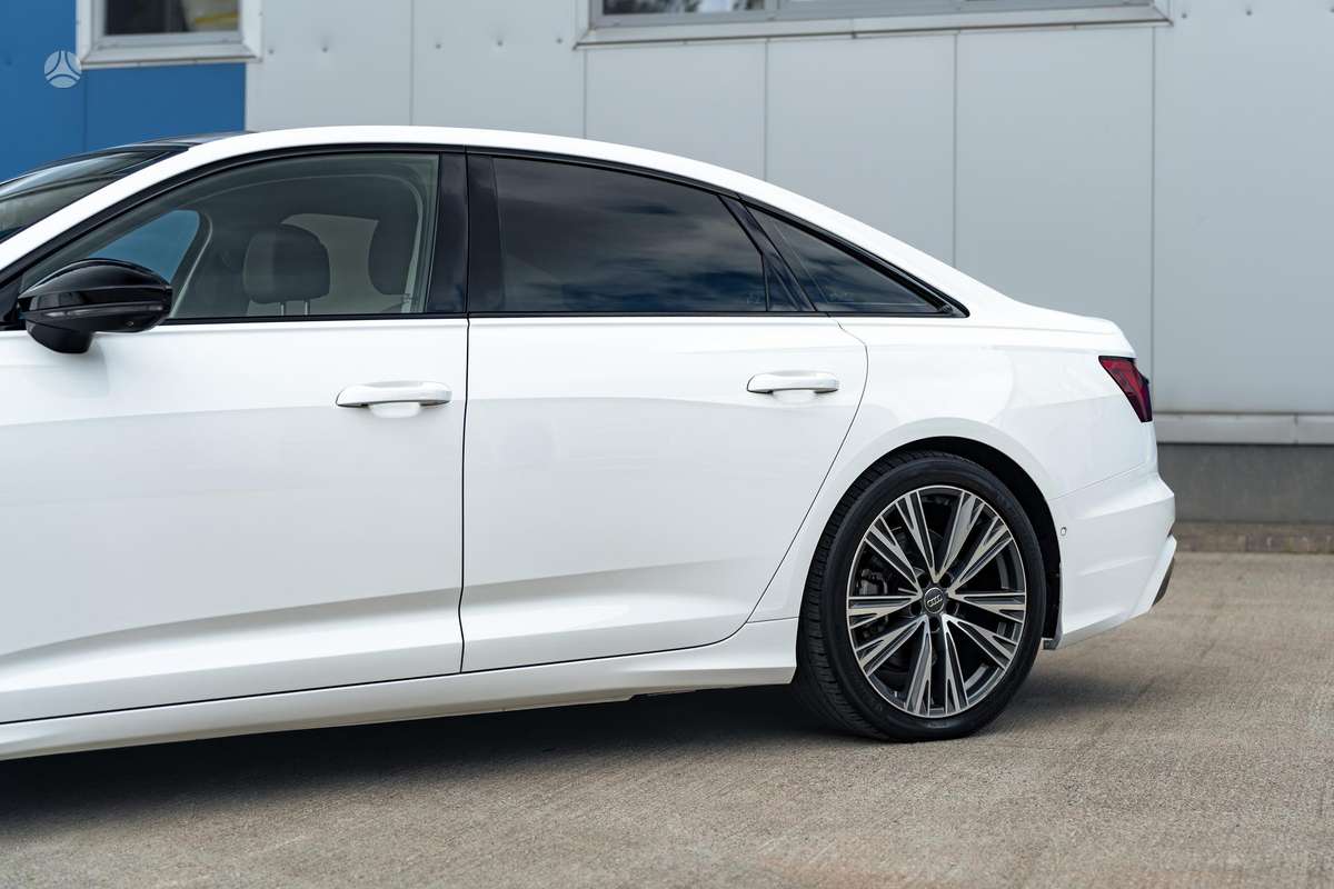 Audi A6, 3.0 l., Седан