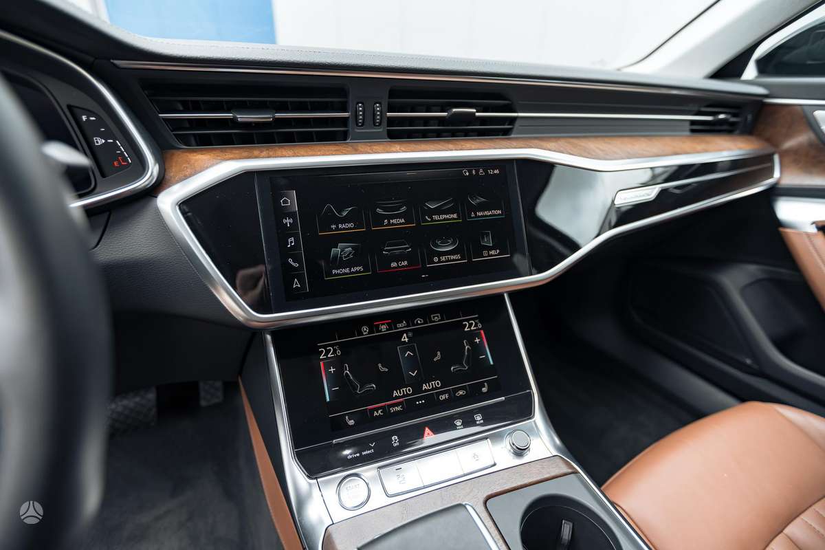 Audi A6, 3.0 l., Седан