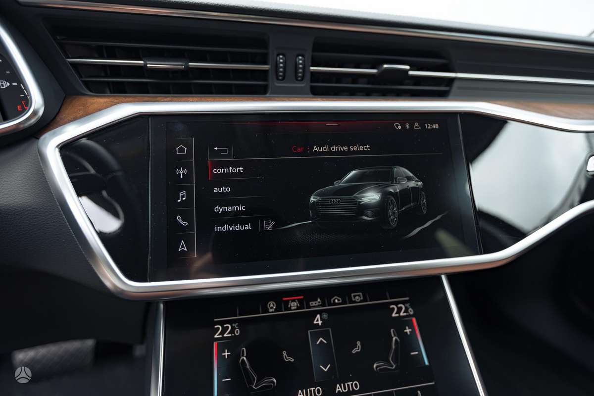 Audi A6, 3.0 l., Седан