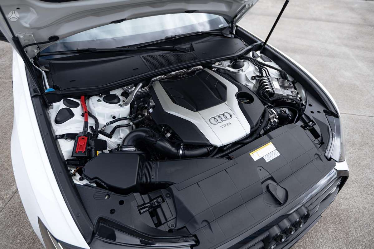 Audi A6, 3.0 l., Седан