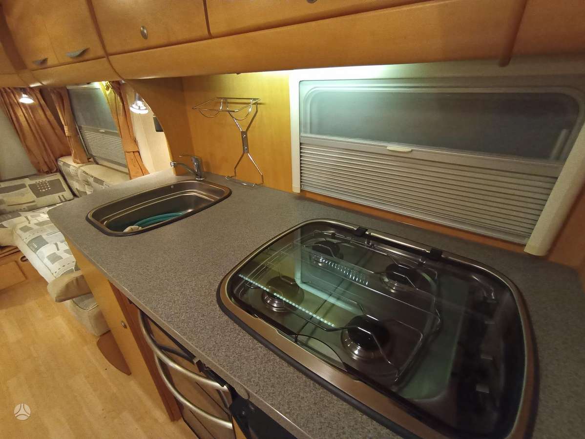 BAILEY Vermont Senator S6, caravans