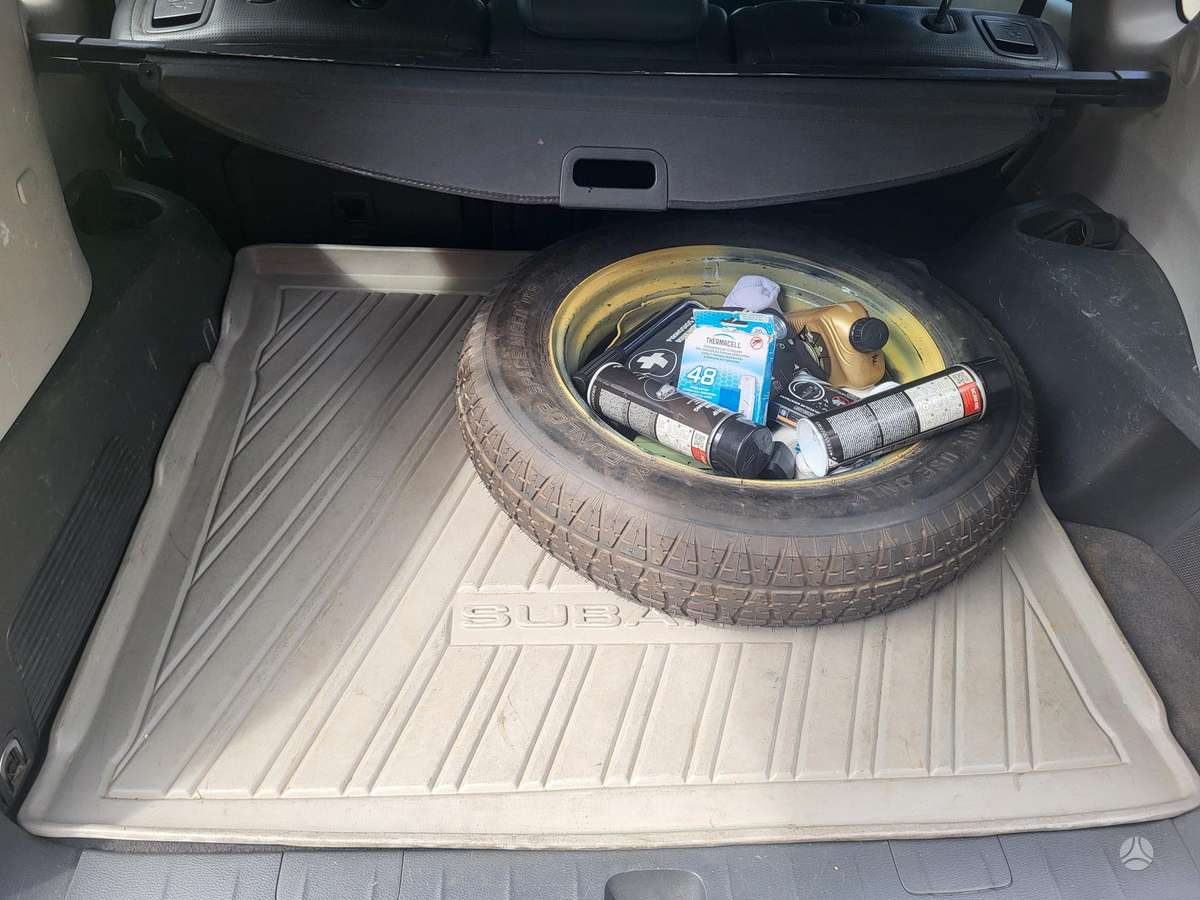 Subaru Tribeca - 2