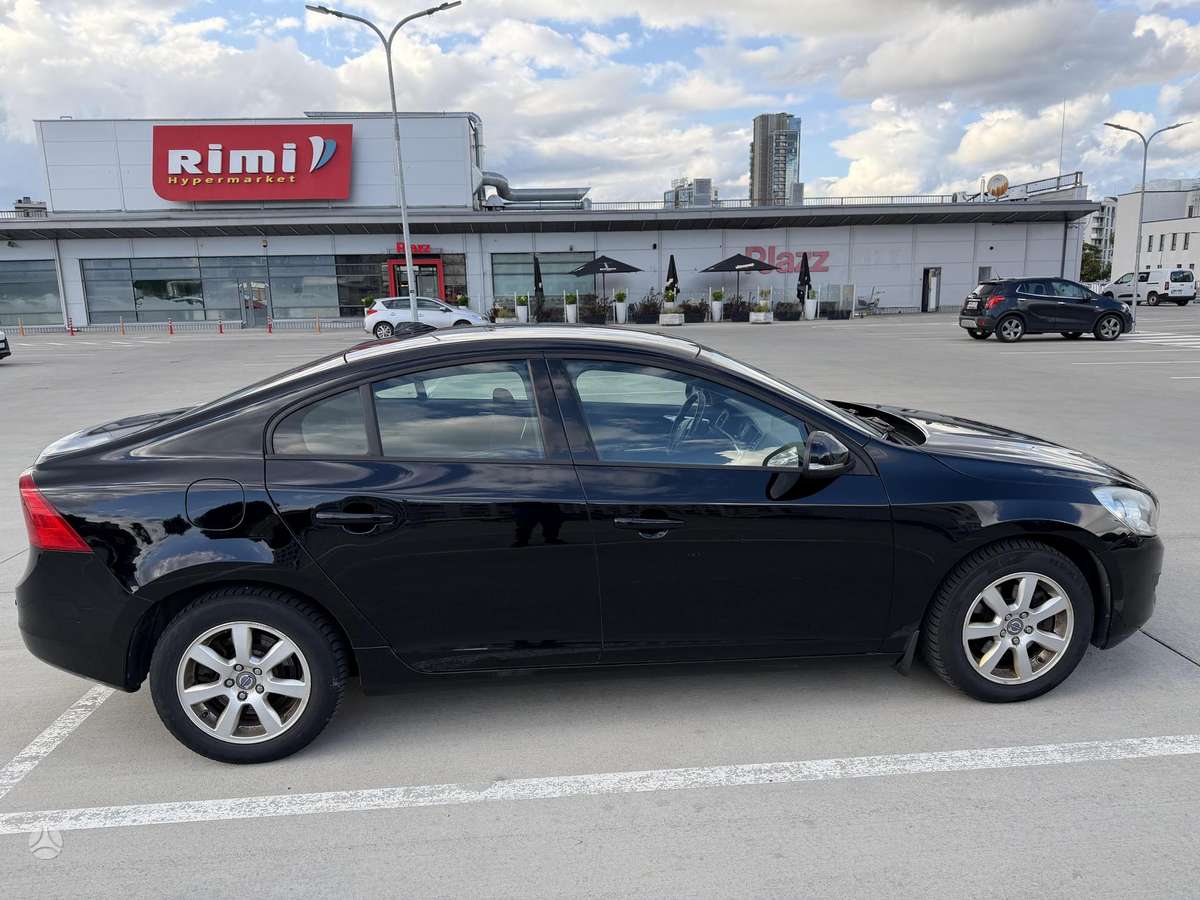 Volvo S60, 1.6 l., Седан