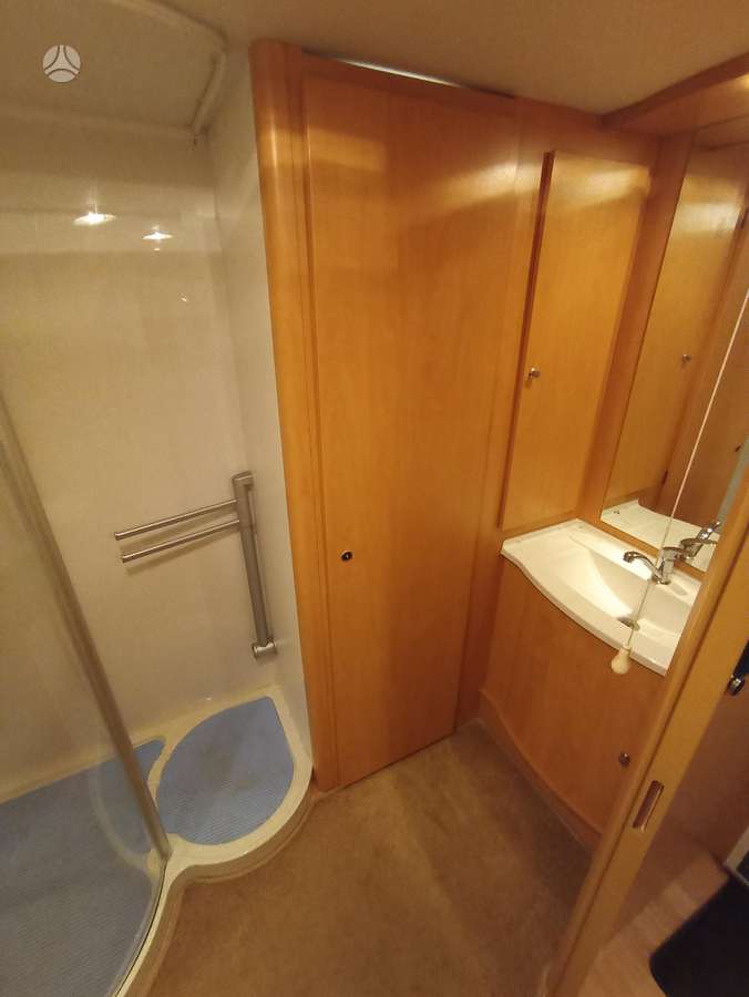 BAILEY Vermont Senator S6, caravans