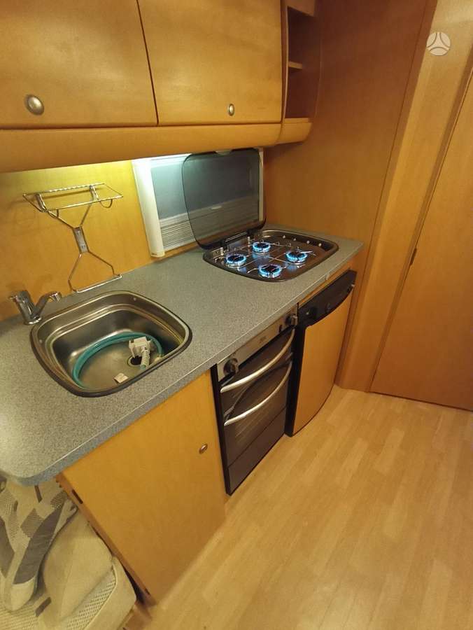 BAILEY Vermont Senator S6, caravans