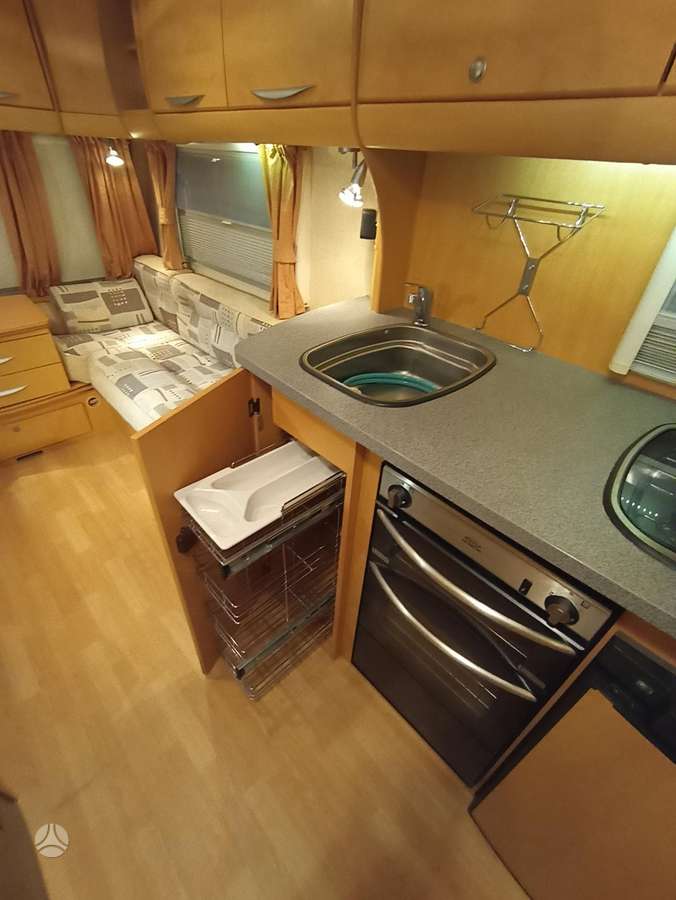 BAILEY Vermont Senator S6, кемперы