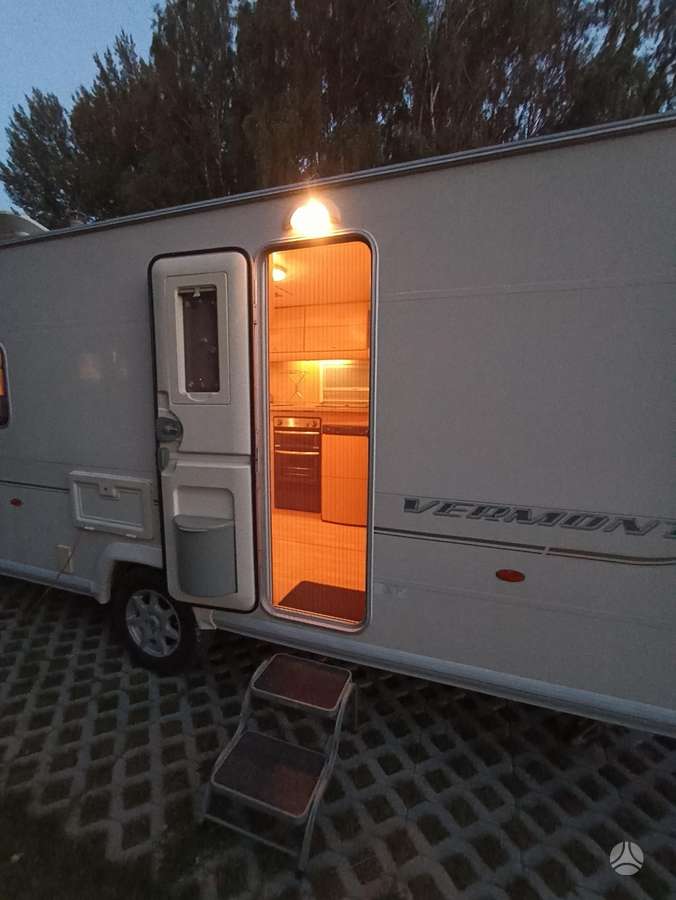 BAILEY Vermont Senator S6, caravans