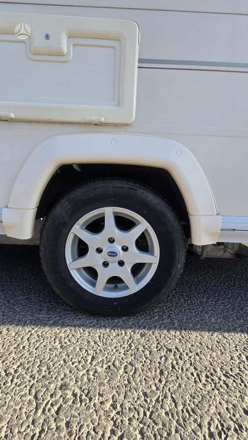 BAILEY Vermont Senator S6, caravans