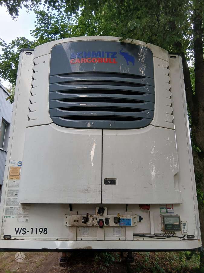 Schmitz SKO24, refrigerated