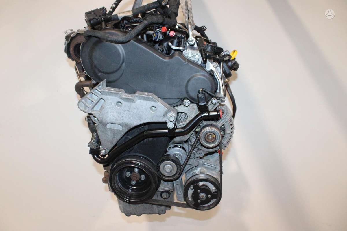 Audi Q3, CFGC, двигатель