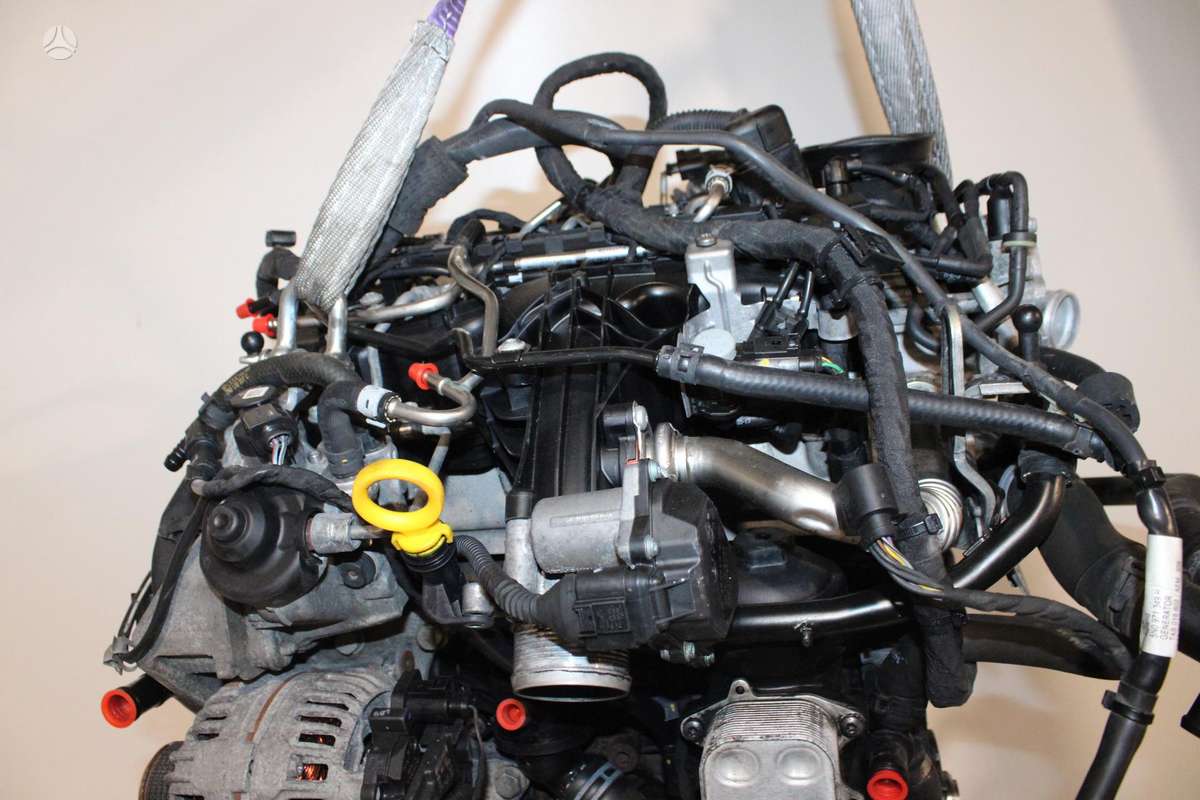Audi Q3, CFGC, двигатель