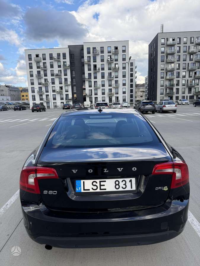 Volvo S60, 1.6 l., Седан