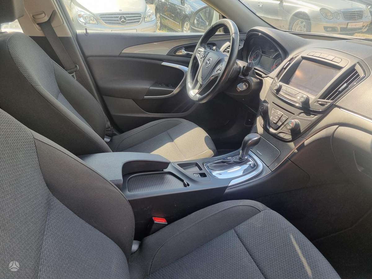 Opel Insignia, 1.6 l., Универсал