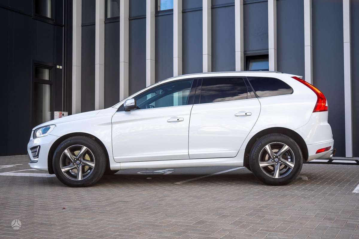 Volvo XC60 - 2