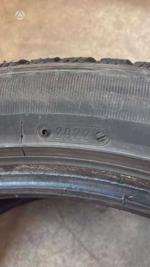 Taurus Winter, winter 245/45 R18