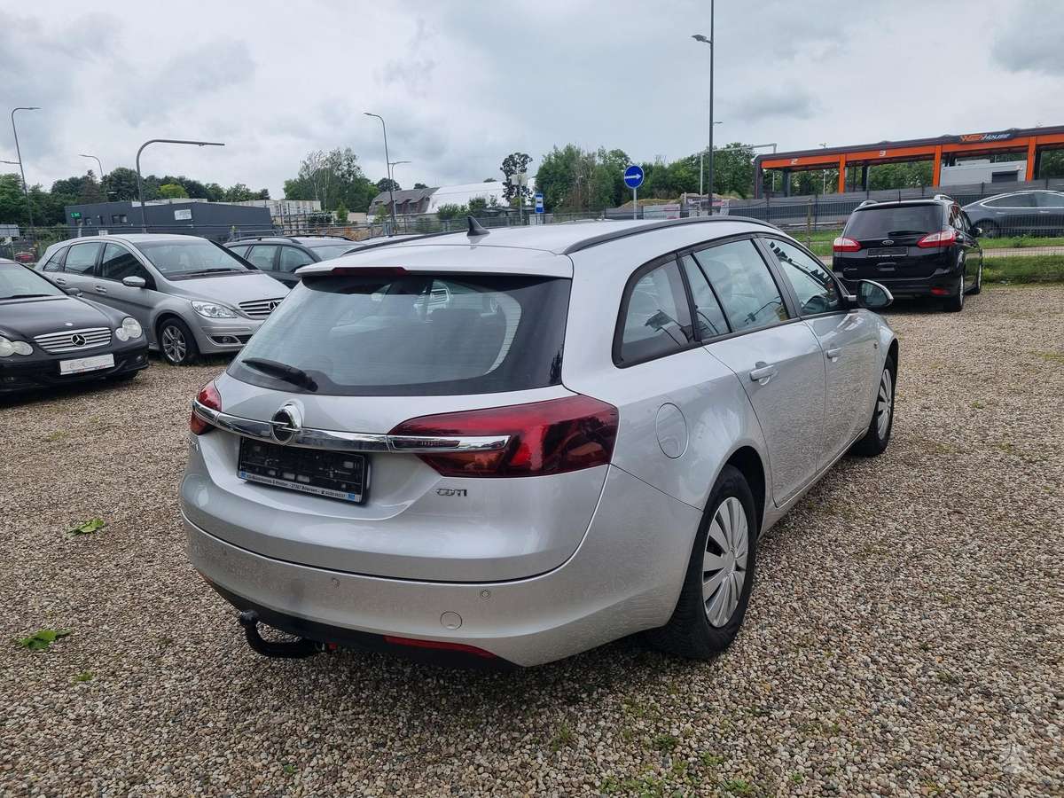 Opel Insignia, 1.6 l., Универсал