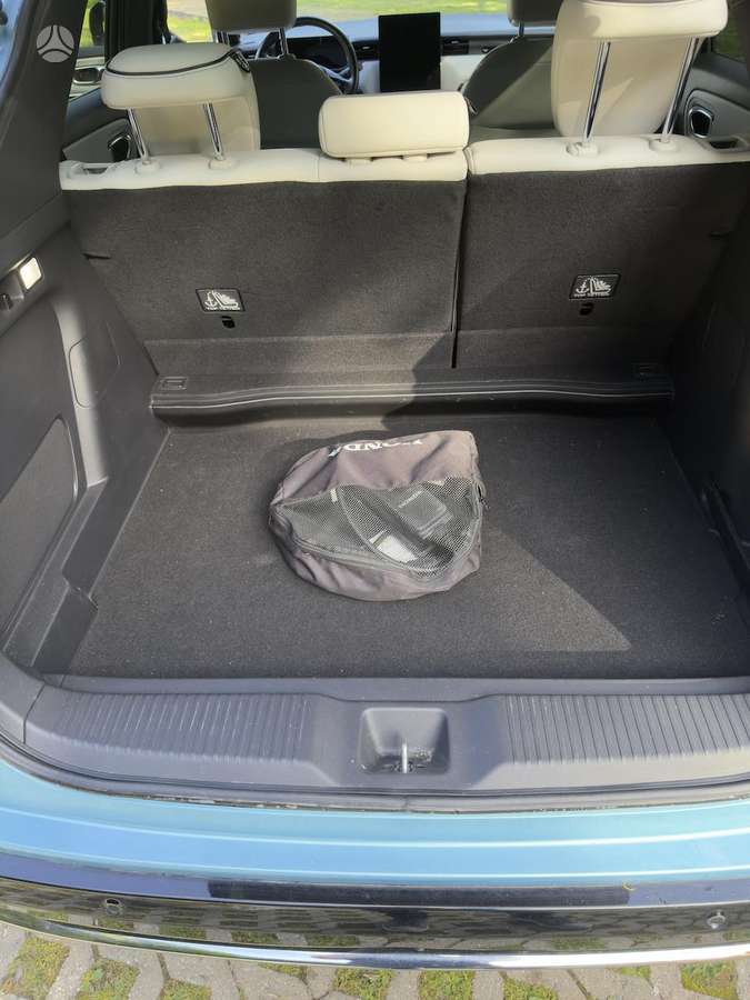 Honda e:Ny1, hatchback
