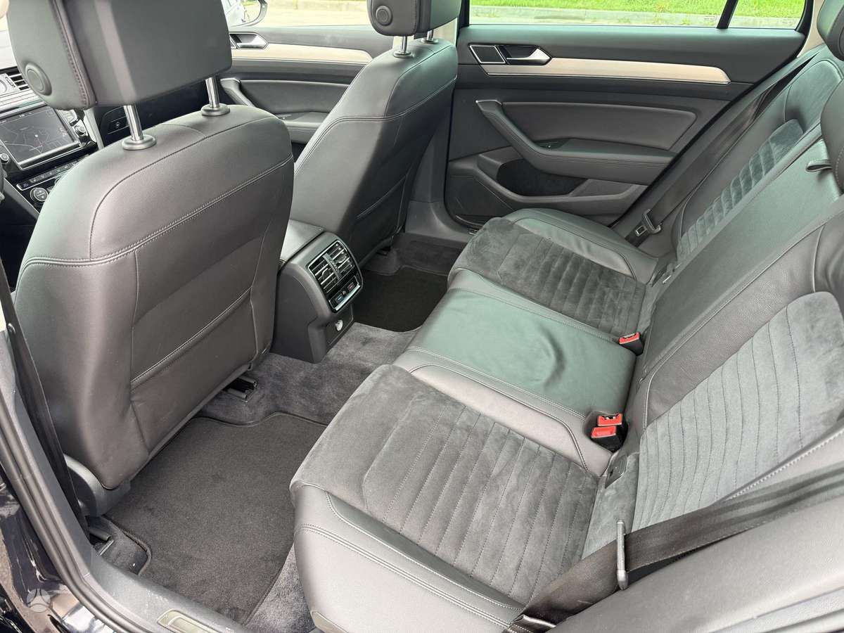 Volkswagen Passat, 2.0 l., Универсал