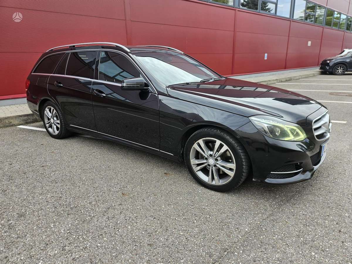 Mercedes-Benz E300, 3.0 l., Универсал