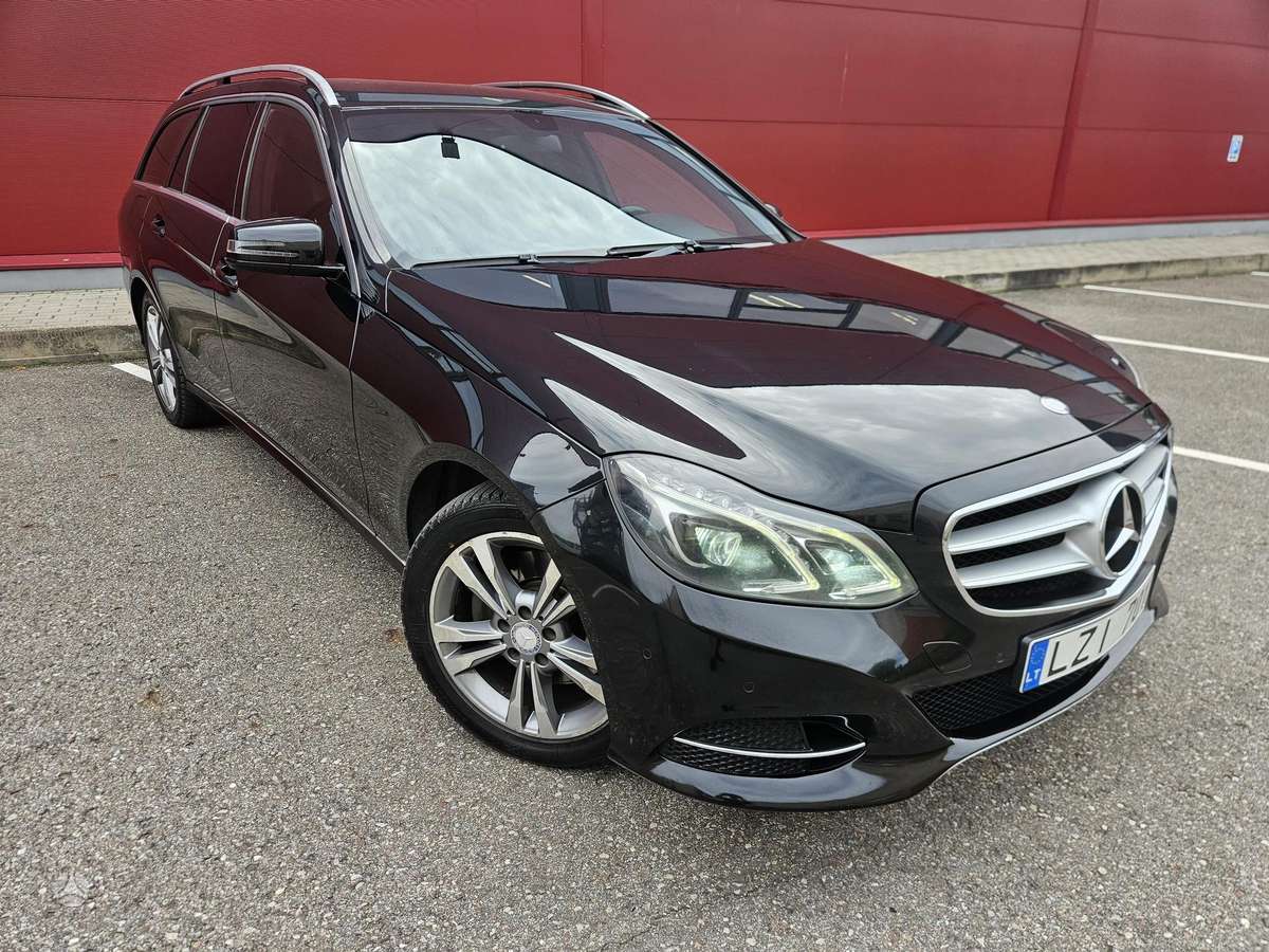 Mercedes-Benz E300, 3.0 l., Универсал
