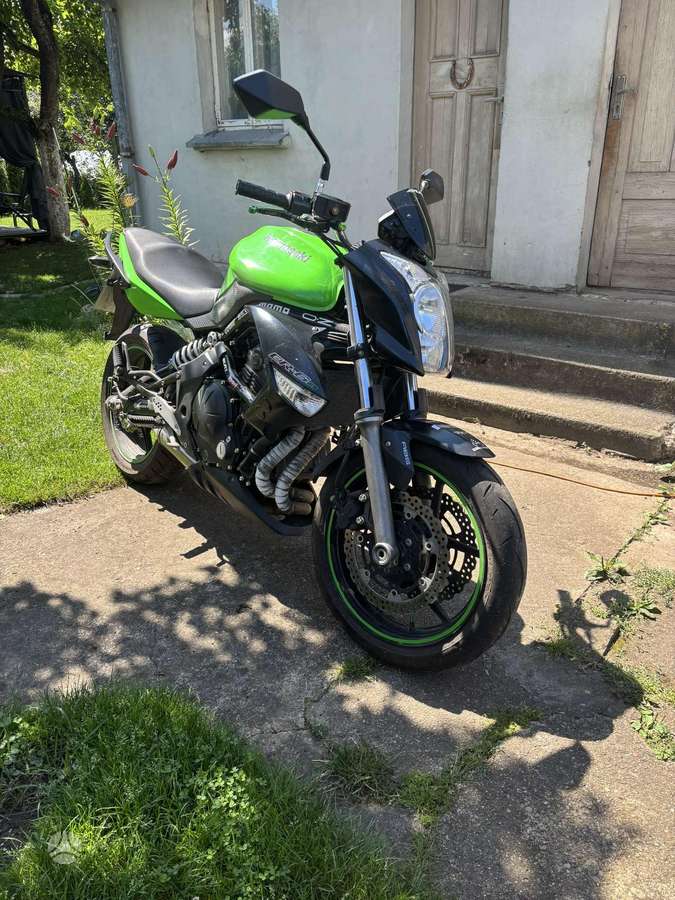 Kawasaki ER 650cc, street / classic
